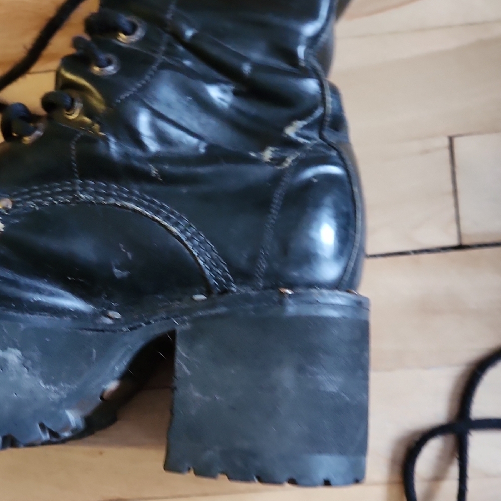 Black Platform Lace-Up Leather Boots - Picture 7 of 16